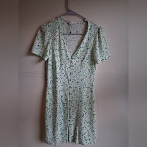 Floral Button-Front Midi Dress in White and Green